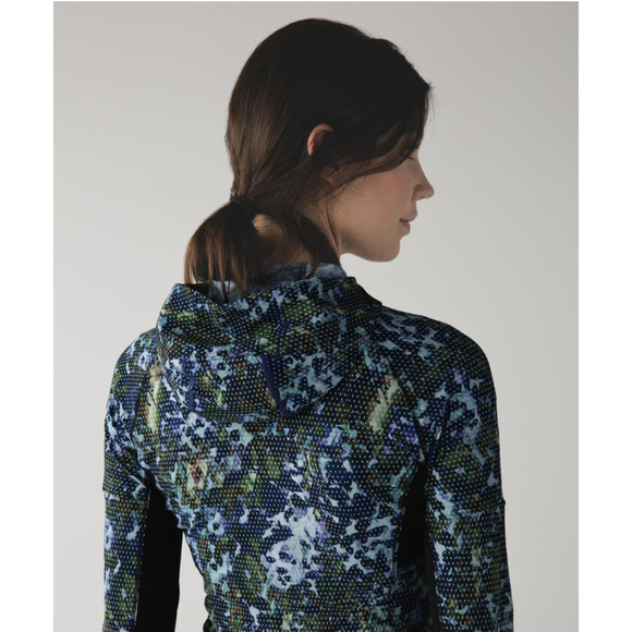 Lululemon Run UPF50+ Lightweight Hooded Slim Long Sleeve 4 Floral Black NWOT - Picture 4 of 13